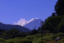 小田急「山のホテル」(1F客室　庭園テラス)からの富士山